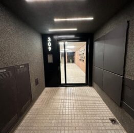 52be0f40-1e44-4d30-afc0-75a59cfe38df